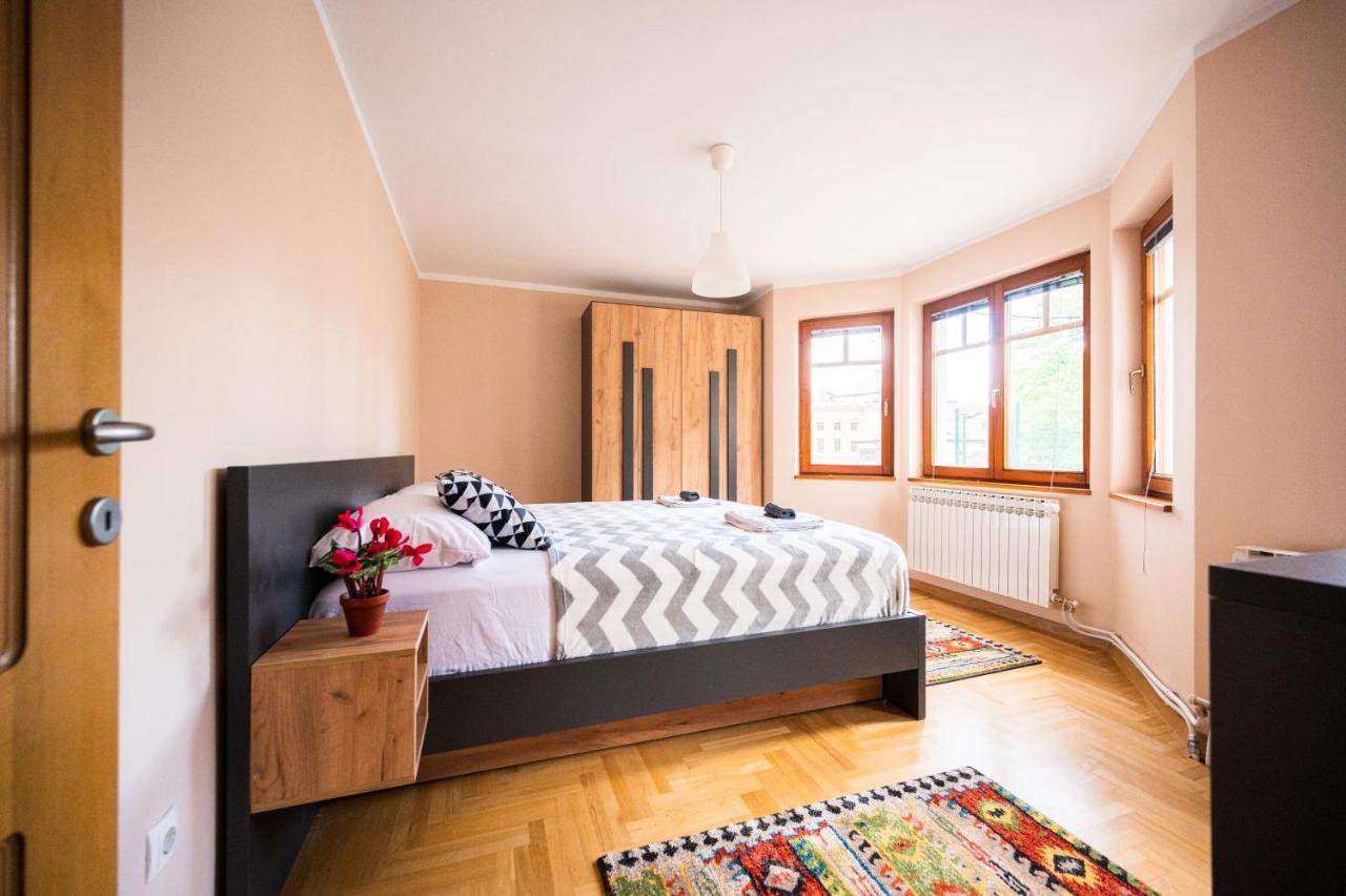 Duplex Apartment For Up To 12 People- Old Town Sarajevo Exterior photo